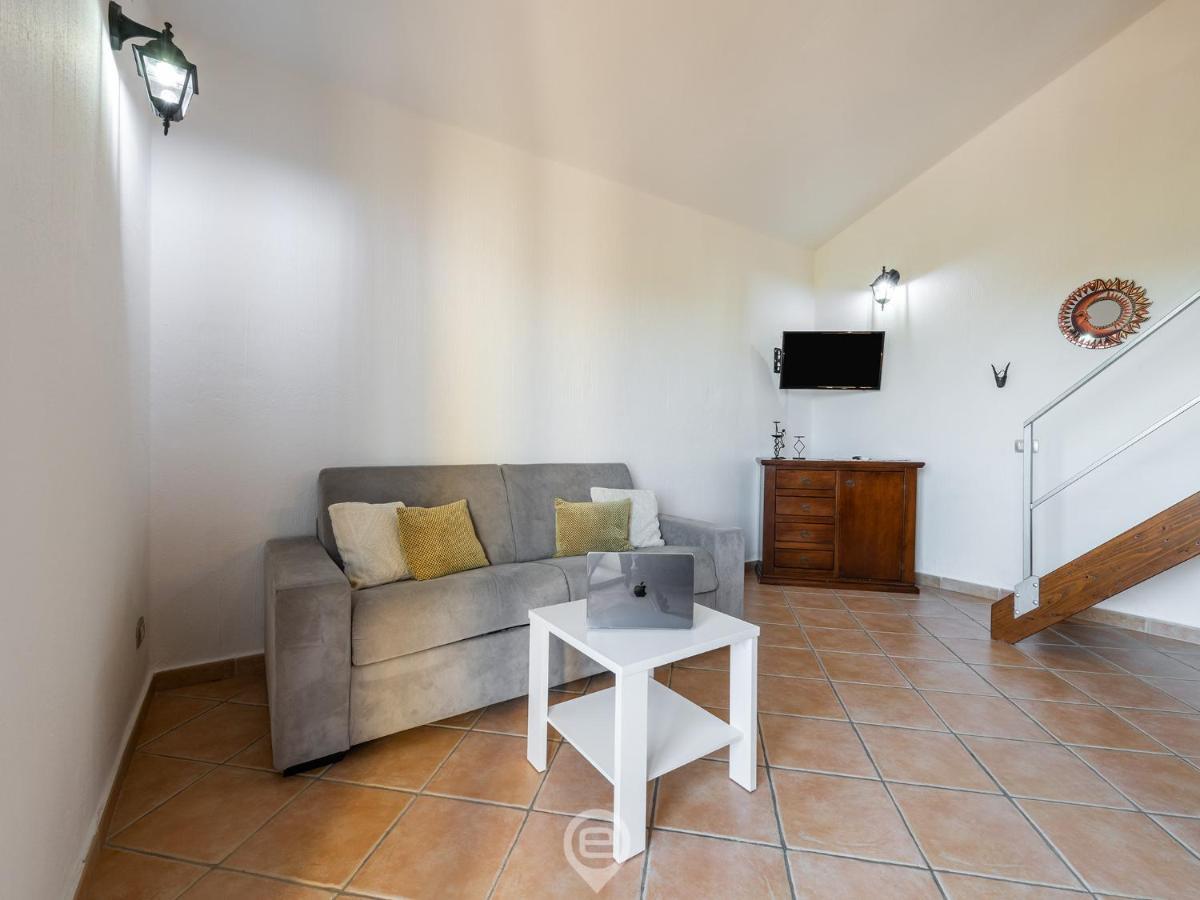 Sun & Sea Studio Tortoli Luaran gambar